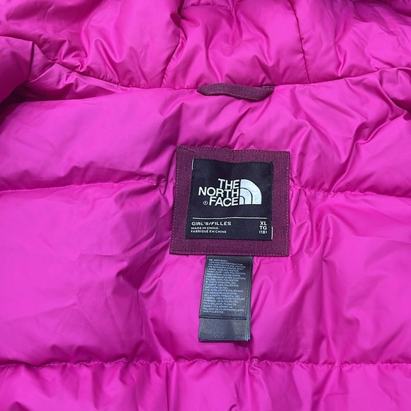 NORTHFACE girls jackets need to be cleaned otherwise perfect XL - Picture 7 of 9